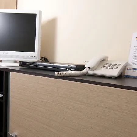 Oda ve Kahvaltı Mewa 3*