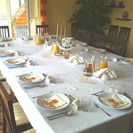 Bed & Breakfast Mewa 3*