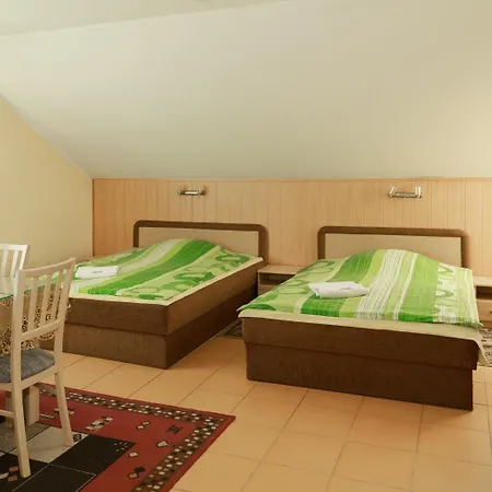 Mewa Oda ve Kahvaltı 3*