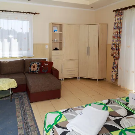 Mewa Oda ve Kahvaltı 3*