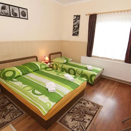 Mewa Bed & Breakfast