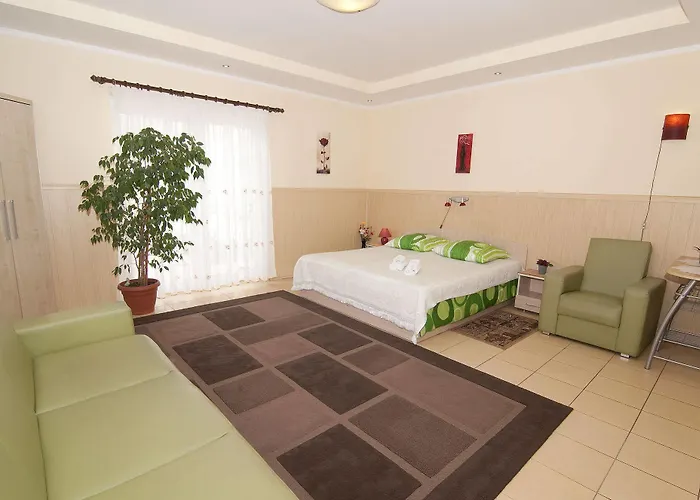 Bed & Breakfast Mewa 3*