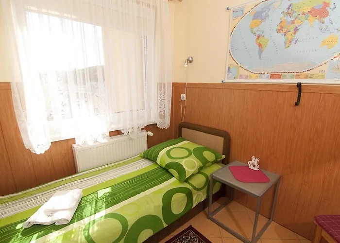 Mewa Bed & Breakfast 3*